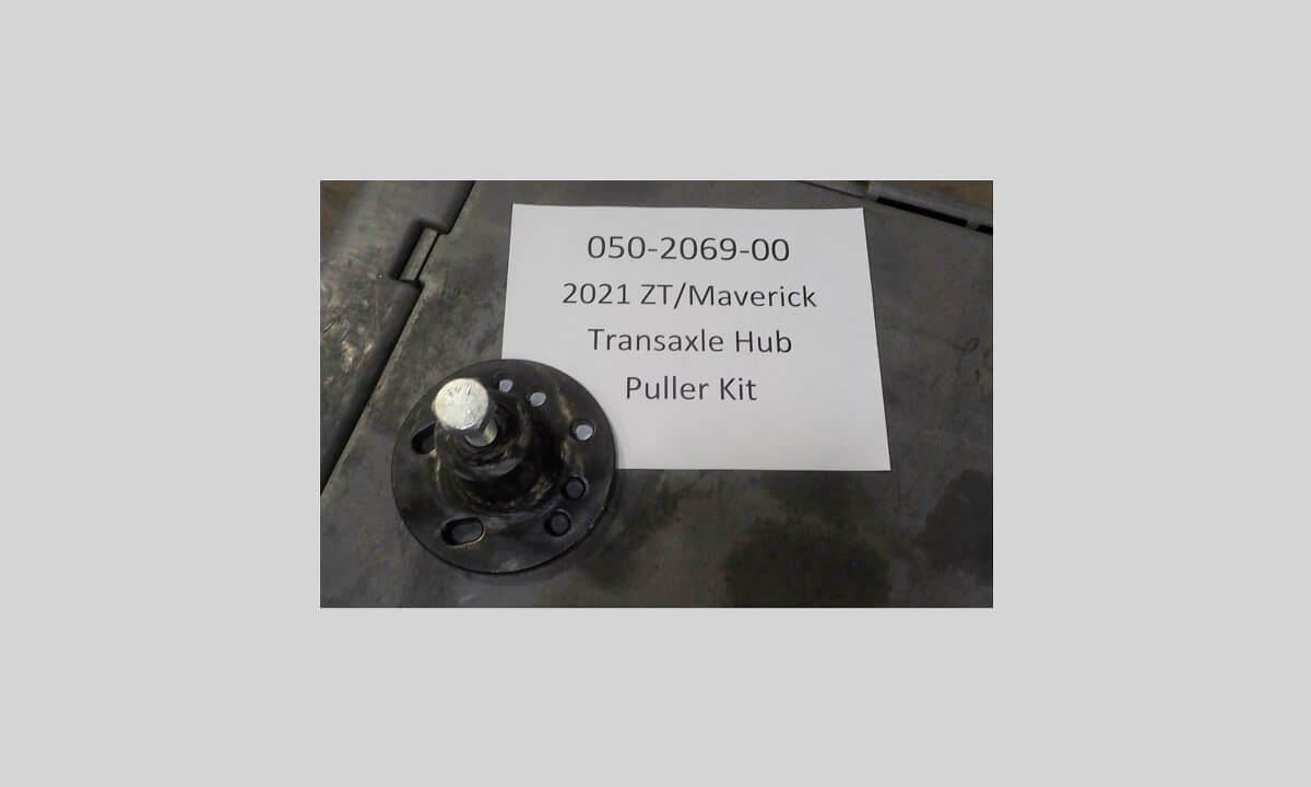 2021 ZT/Maverick Transaxle Hub Puller Kit
